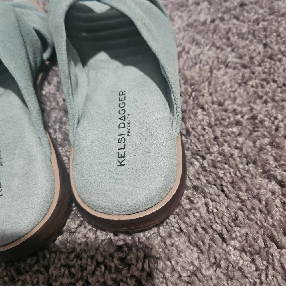 Kelsi Dagger Blue Suede Twist Tide Slide Sandals Size 7 - Picture 6 of 9